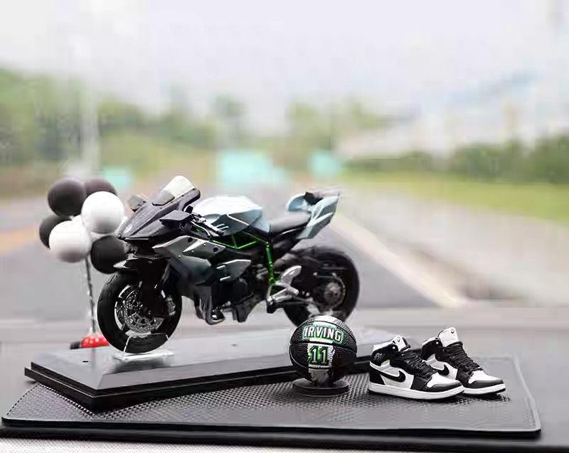 Motorcycle Basketball Expert Decoration Figurine