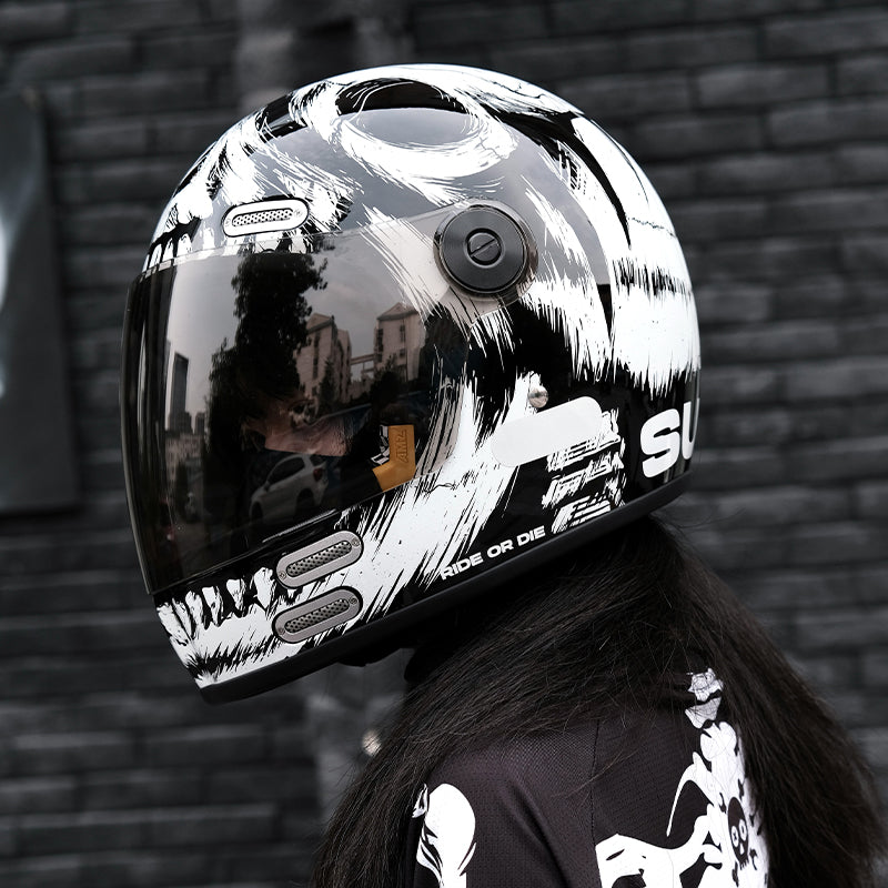 AMZ™ Demon Eye Retro Cruiser Helmet